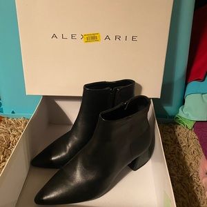 Alex Marie, Size 7, Style Tionna, Black